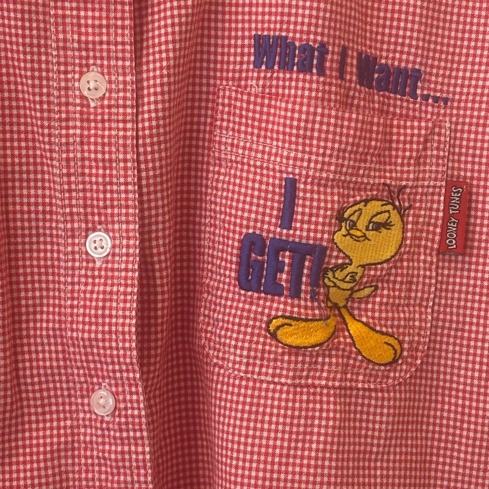 Vintage Warner Bros. Red‎ Short-Sleeve Button-Down Shirt with Tweety Embroidery - Picture 2 of 5